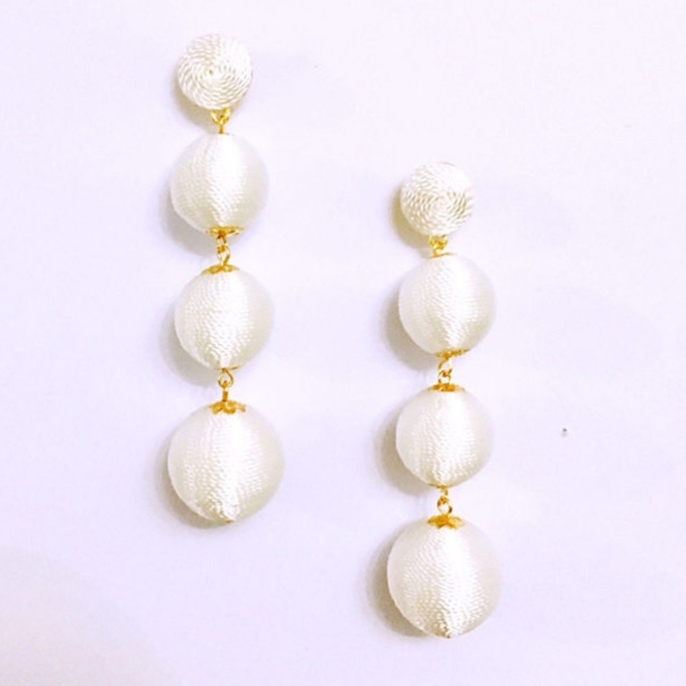 White Bon Bon Thread Ball Dangle Earrings